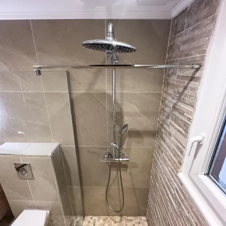 Le Point D'ancrage Alma, Bright And Comfortable 2-bedroom Apartment *